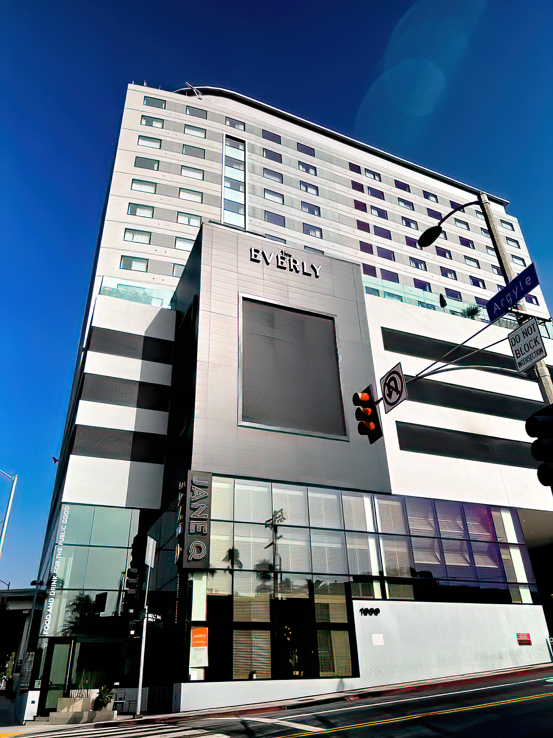 The Hollywood Kimpton Everly Checks All The Boxes