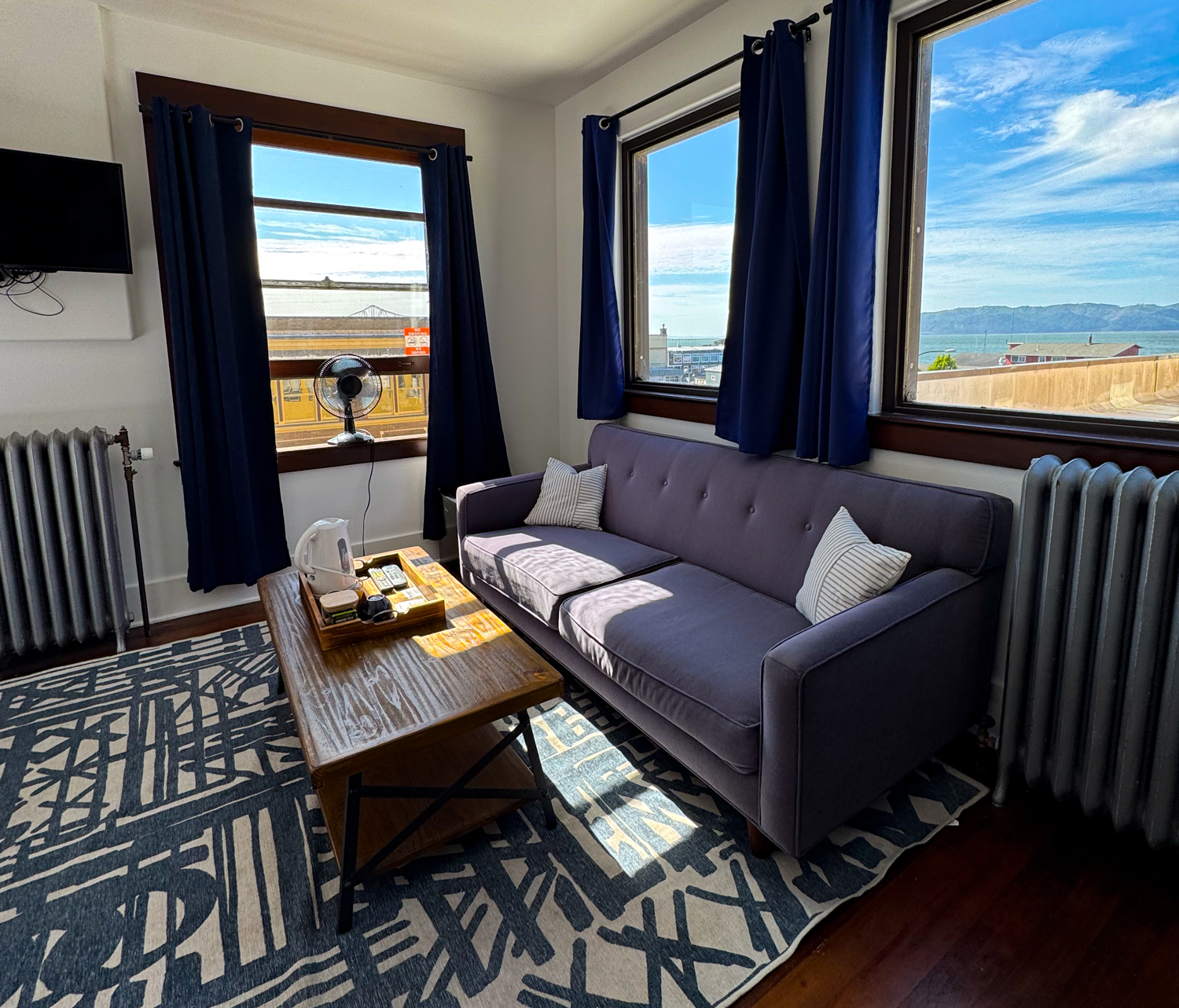 Commodore Hotel Astoria Oregon