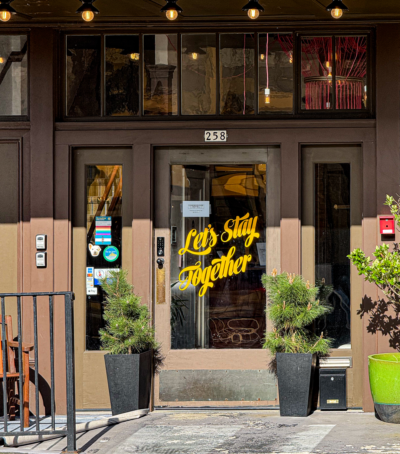 Commodore Hotel Astoria Oregon